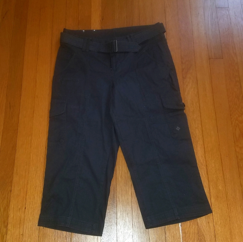 Columbia cropped pants. Cargo